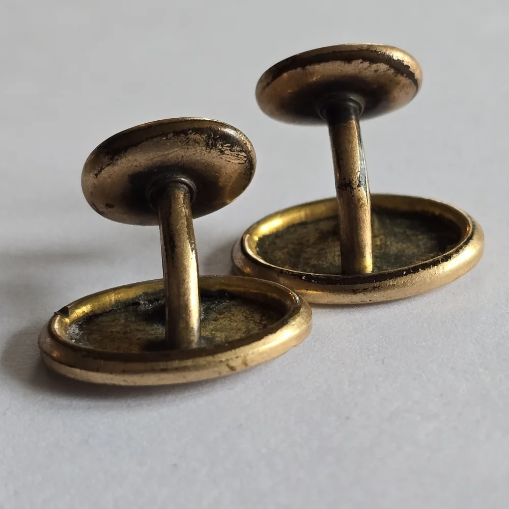 Vintage cuff links gold tone oval shield engraved edwardian art deco style